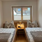 Haus Steinplatte *