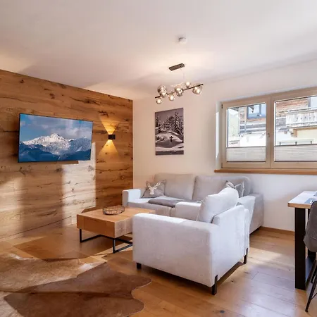Apartment Haus Steinplatte *