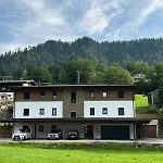 아파트 Haus Steinplatte
