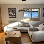 Haus Steinplatte * 웨이드링
