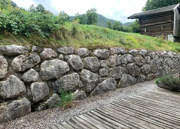 Haus Steinplatte Waidring